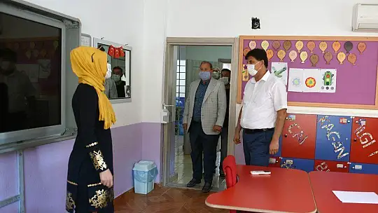 Hayırsever İş İnsanından Karaca'ya Ziyaret