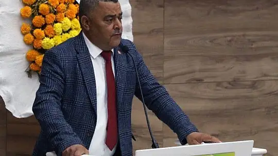 Hayrettin Akay Güven Tazeledi