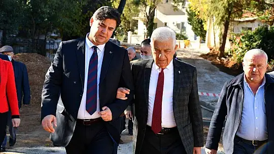 Karaca, 'Cumhuriyet tarihinin en büyük yatırımlarını yapıyoruz'