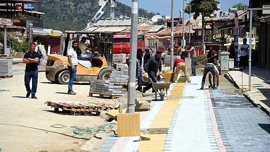 Hisarönü'nde üstyapı çalışması başladı