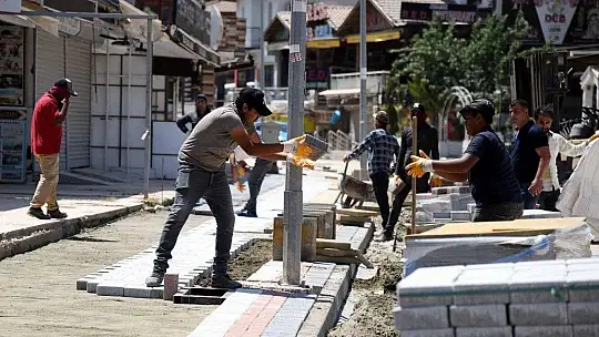 Hisarönü'nde üstyapı çalışması başladı