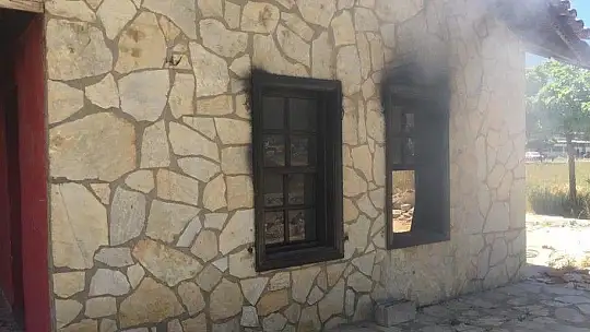 Menteşe'de binada çıkan yangın söndürüldü