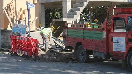 Fethiye caddeleri sessizliğe büründü