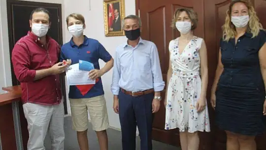 Başarılı Öğrenciler Altınla Ödüllendirildi