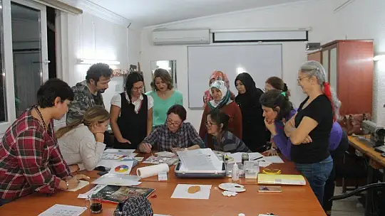 Fethiye Halk Eğitimin gece kursları da yoğun