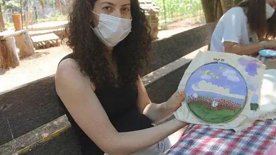 BU KAMPTA SANAT VE DOĞA İÇ İÇE