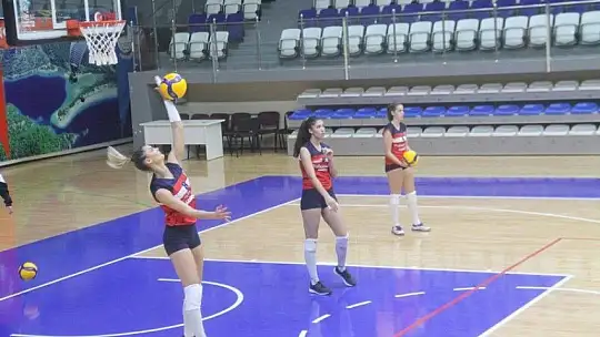 Fethiye'nin Sultanları ilk yarıyı yenilgisiz kapattı 3-0