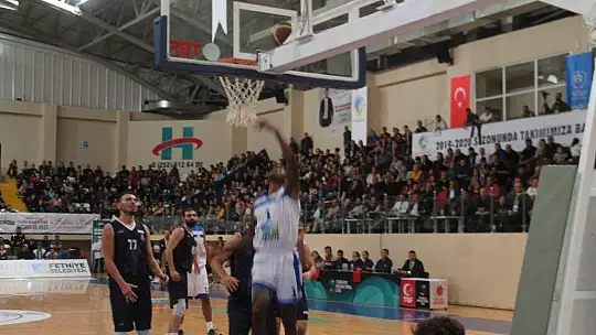 TBL'de liderin adı: Lokman Hekim Fethiye Belediyespor