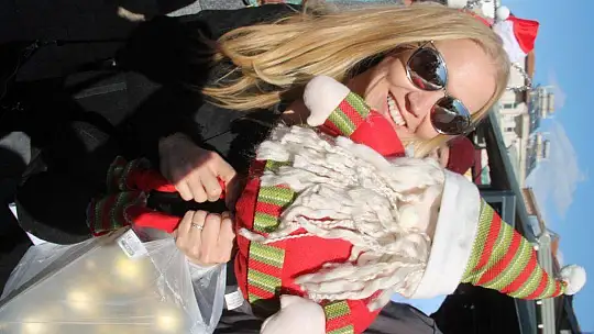 Christmas pazarı Fethiye'yi canlandırdı