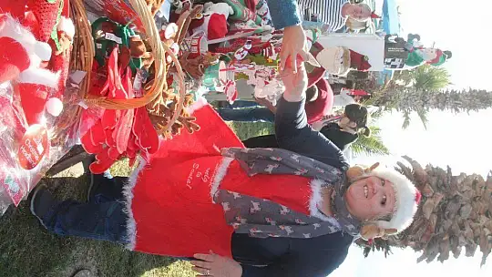 Christmas pazarı Fethiye'yi canlandırdı