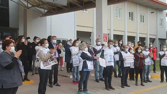 Sağlık Çalışanları Fethiye'de de Seslerini Yükseltti