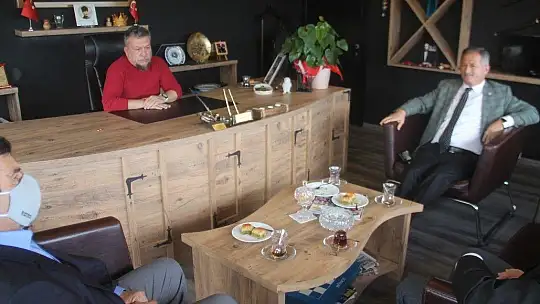 Soydemir, 'Fedakar basın çalışanlarının günlerini kutluyorum'