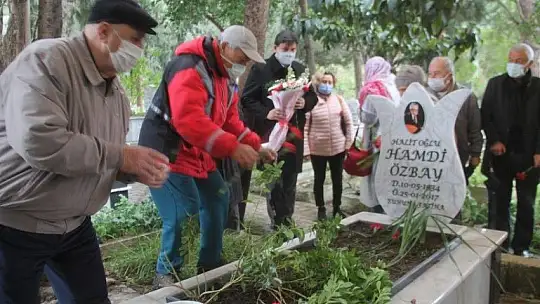 Türkülerin babası unutulmadı