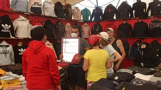 Salı Pazarı'nda turist bereketi