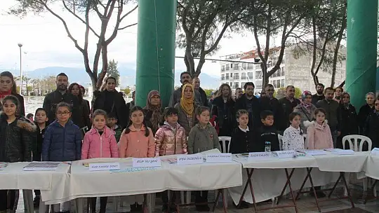 Geleceğin yazarları kitaplarını tanıttı 