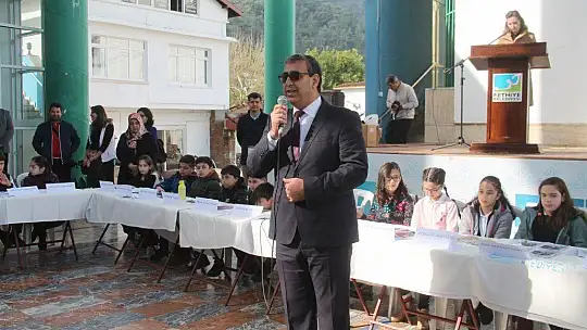 Geleceğin yazarları kitaplarını tanıttı 