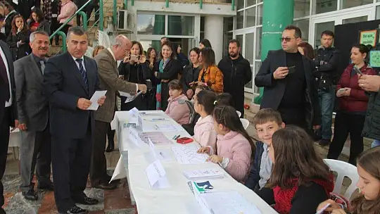 Geleceğin yazarları kitaplarını tanıttı 