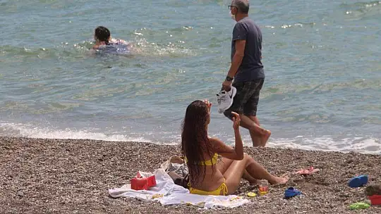 ÇALIŞ PLAJI'NDA SOSYAL MESAFELİ DÜZENLEME