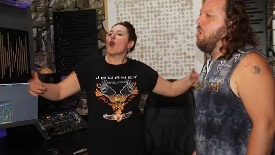 90'ların güçlü sesi Fethiye'ye yerleşti