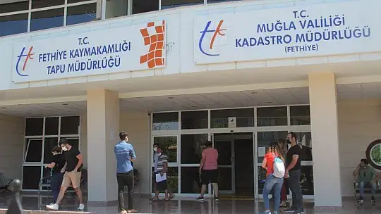 Tapu Müdürlüğü'nde yoğunluk yaşanıyor