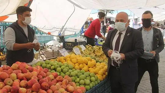 Pazar esnafı ve vatandaşları kongreye davet ettiler