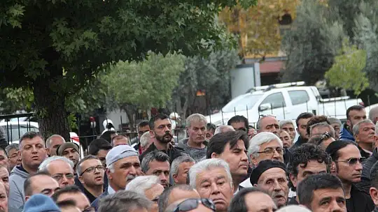 Son yolculuğuna dualarla uğurlandı