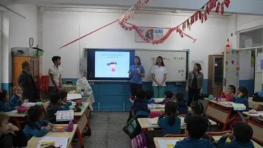 'Minik Eller Su ve Sabunla Buluşuyor'