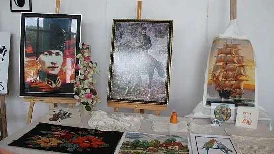 Karma sergi beğenildi