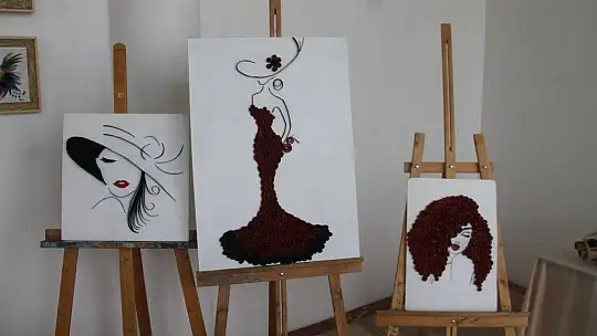 Karma sergi beğenildi