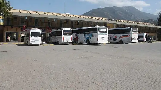 Otobüsler tam kapasite çalışmaya başladı