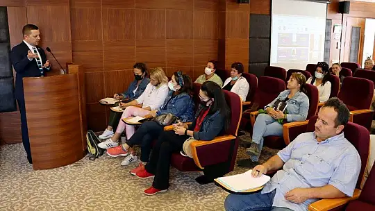 FTSO'nun e-ticaret bilgilendirme seminerine yoğun ilgi