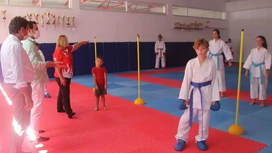 Milli Sporculardan Kaymakam Fırat'a Özel Gösteri