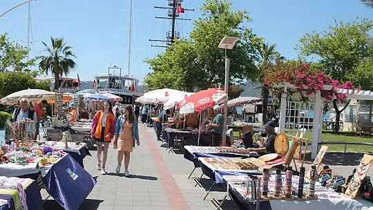 El Emeği Ürünler Sahiplerini Bekliyor