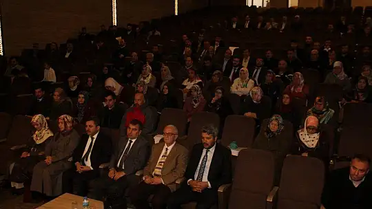 Güzel, 'Mevlana ilhamını İslam'dan almıştır'