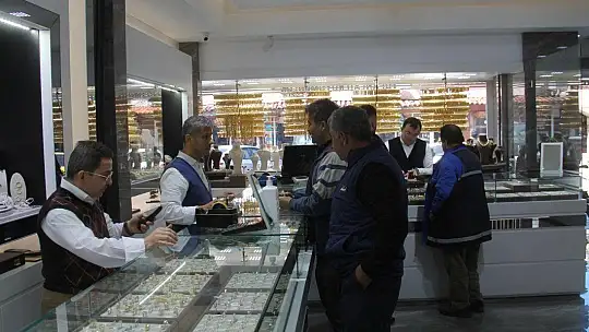 Altına korona virüsü etkisi