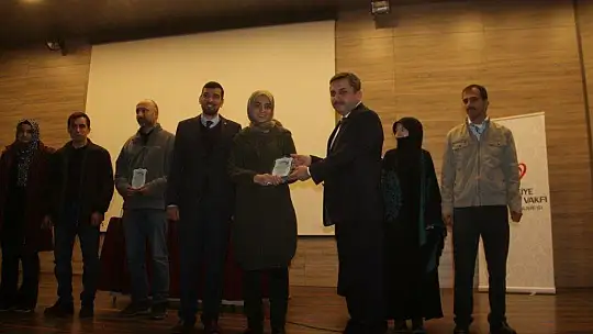 Güzel, 'Mevlana ilhamını İslam'dan almıştır'