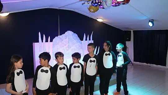 'Çağdaş Yaşamı Destekleme Derneği,' 23 Nisan gösterisi hazırladı