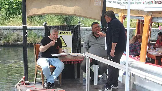 Çalış Boat yeni sezonu yemekle karşıladı