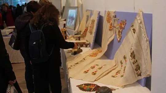 Hepsi el emeği göz nuru 