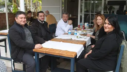 Fethiye Nev Eda Müzik Topluluğu Kutlama Yemeğinde Bir araya geldi