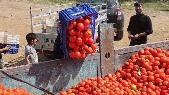 Karayiğit, ''Çiftçimiz Üretmek Zorunda''