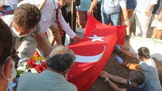 ALİ HİLMİ DÖĞERLİ, SON YOLCULUĞUNA DUALARLA UĞURLANDI