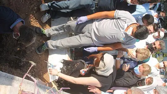 ALİ HİLMİ DÖĞERLİ, SON YOLCULUĞUNA DUALARLA UĞURLANDI