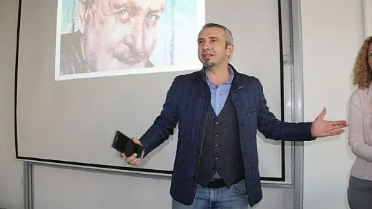 Gökmen, 'Nazım sevginin şairidir'