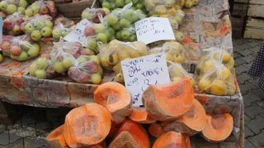 Üretici pazarı sakin geçti 