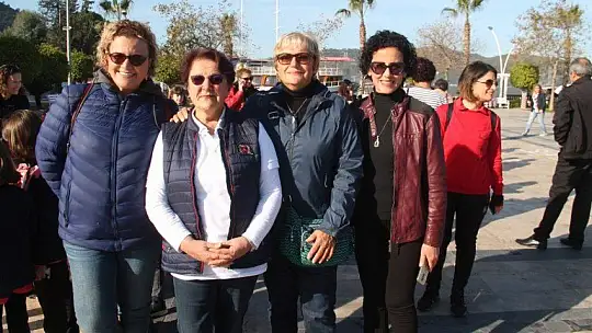 Çocuklar sokak oyunlarını tanıdı