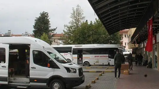 Şehirlerarası otobüs yolculuğu sınırlandırıldı