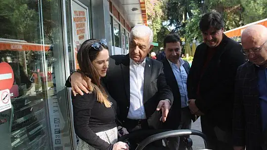 Belediye başkanları halkın içinde