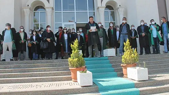 Taşer, 'Avukatlık yasası bizzat çiğnenmiştir'