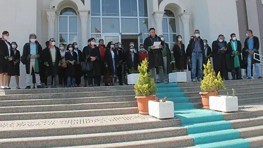 Taşer, 'Avukatlık yasası bizzat çiğnenmiştir'